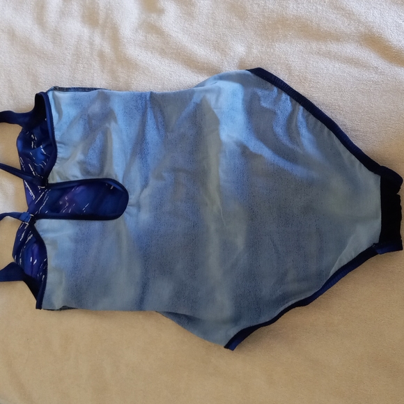 Women's Swimsuit - Picture 11 of 13
